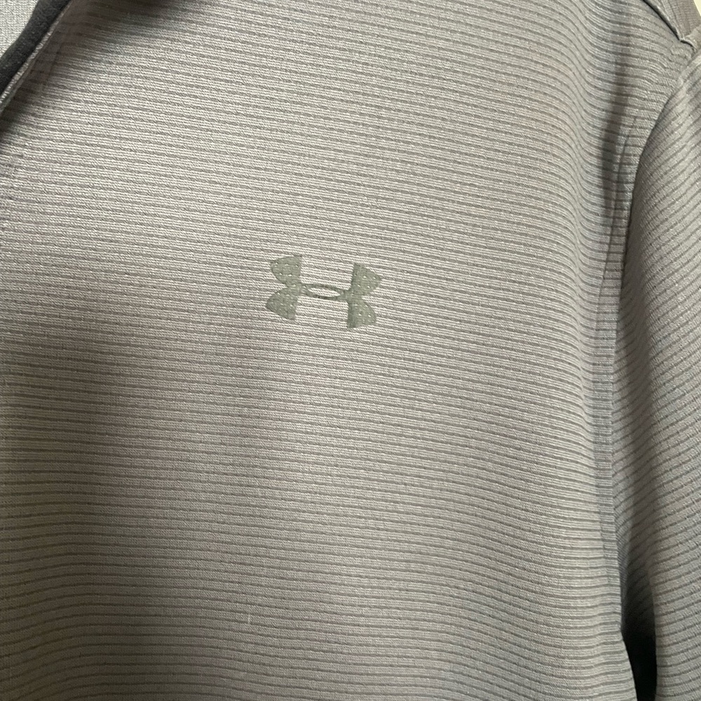 Under Armour Golf Shirt - Picture 2 of 4